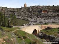 TEMPLO ROMÁNICO. VISTA NORESTE